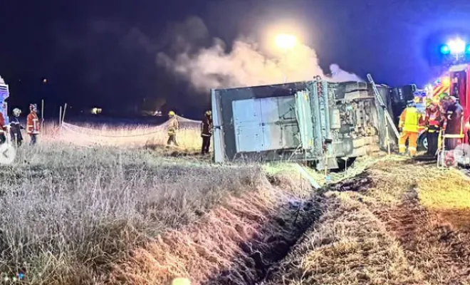 Dépannage et remorquage d'un semi-remorque couché à Albi, proche de Castres, POLO AUTOMOBILES
